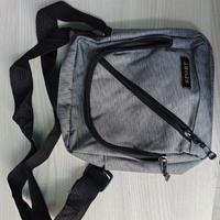 Borsa sportiva a tracolla - 4€
