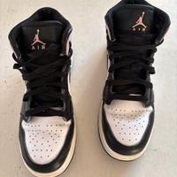 Jordan 1 mid donna