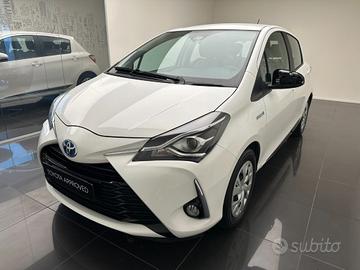 TOYOTA Yaris 1.5 Hybrid 5 porte Active CARROZZER