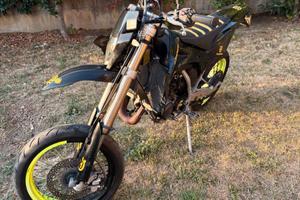 Moto Husquarna 125