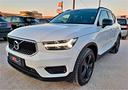 volvo-xc40-d3-150cv-geartronic-led-navy-radar-