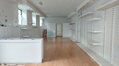 Locale commerciale in centro