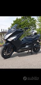 T Max 500 2011 abs