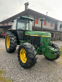 Trattore john deere 3350