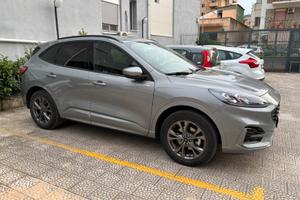 Ford Kuga PHEV ST-Line X 2023