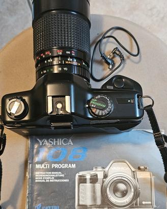 Macchina fotografica a rullino Yashica