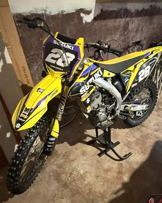 Suzuki rm-z 250