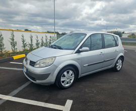 Renault Scenic monovolume