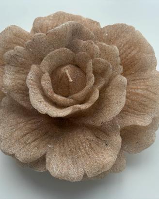 Candela da tavolo a forma di rosa
