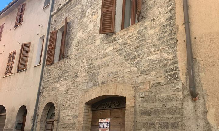 Palazzo cielo terra a Sassoferrato