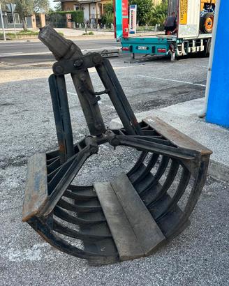 pinza per caricaletame- pistone idraulico