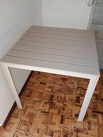 tavolo da esterno 