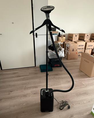 Stiratore verticale a vapore  SteamOne JK200.