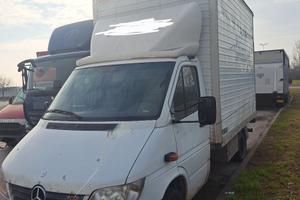 MERCEDES SPRINTER CON SPONDA