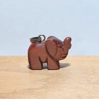 Ciondolo con elefante pietra del sole