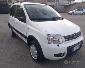 FIAT Panda 1.2 4x4 Climbing senza nessun lavoro