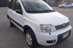FIAT Panda 1.2 4x4 Climbing senza nessun lavoro
