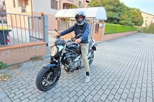 suzuki gladius 2009 8300km