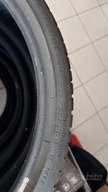 Pneumatici invernali Hankook  235/35R20 come nuovi