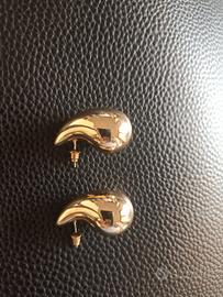Orecchini a goccia color argento o oro