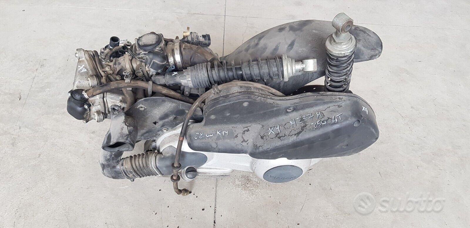 PIAGGIO X9 EVOLUTION BLOCCO MOTORE 250 4t M237M Accessori Moto