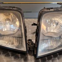 Coppia fari anteriori audi a2