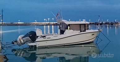Quicksilver Pilothouse 775 Capture