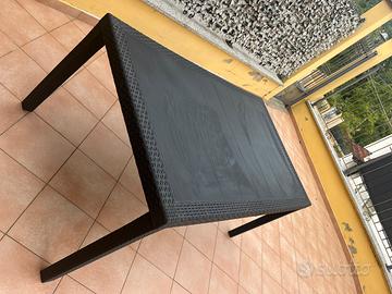 Tavolo da giardino