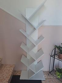 LIBRERIA AD ALBERO