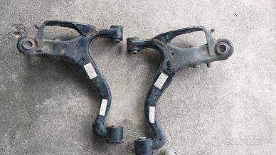 Land Rover discovery 4 bracci sospensioni LR4