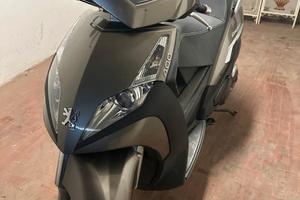 Peugeot Geopolis 400 - 2011