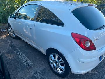 Opel Corsa 1.3 cdti multijet 75cv anno 2010