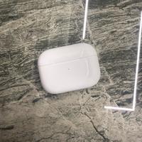 Apple airpods pro 2 gen con custodia MagSafe USB-C