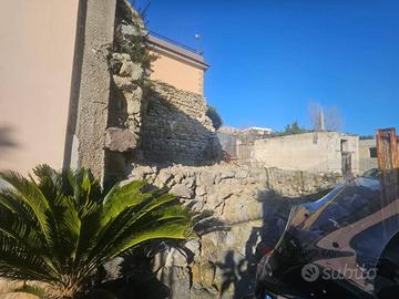Rustico / Casale di 52 m² con 2 locali a Pozzuoli