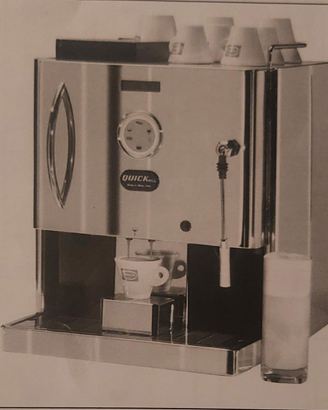 Macchina del caffè professionale