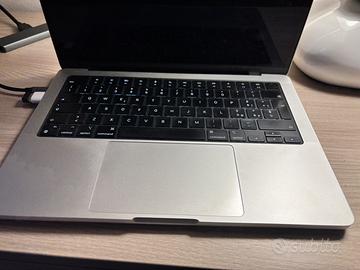 MacBook Pro 14 m3 2023 8gb ram 1tb SSD