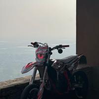 beta 125 4t motard motore minarelli bianco