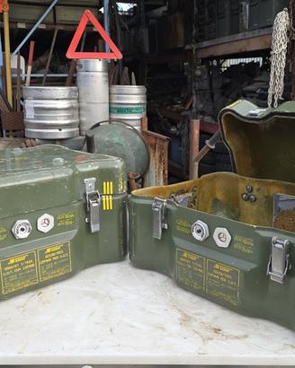 Cassa militare in vetroresina tenuta stagna piccol