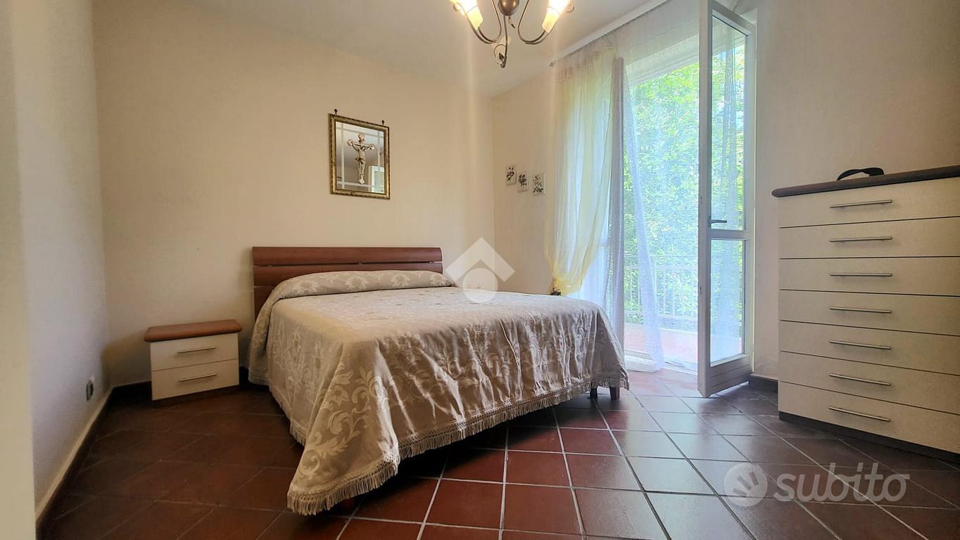VILLA SINGOLA A PIETRASTORNINA - Vista 3