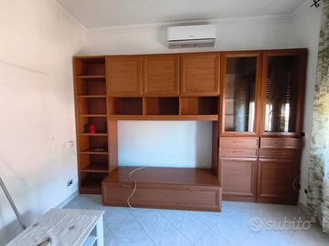 Gratis soggiorno, mobile bagno, lampadari