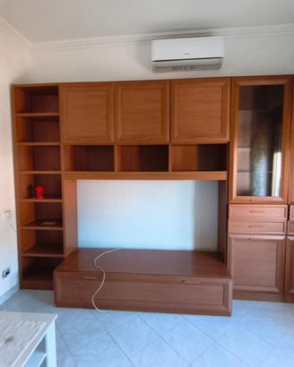 Gratis soggiorno, mobile bagno, lampadari