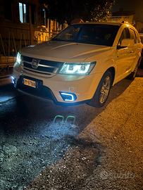 Fiat Freemont 2.0, 170 cv, 4x4, 7 posti.