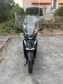 sh 125 anno 2024 modello sport