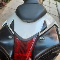 Aprilia dorsoduro 750