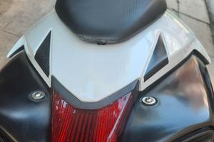 Aprilia dorsoduro 750