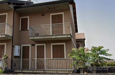 Villa a schiera angolare