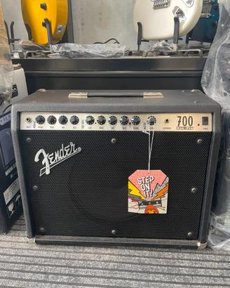 Amplificatore Fender 700 Roc-Pro