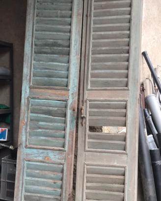 Persiane antiche larice scuri ante