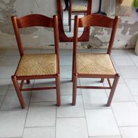 2 sedie in legno
