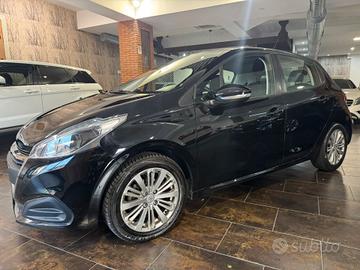Peugeot 208 PureTech 82 5 porte Allure